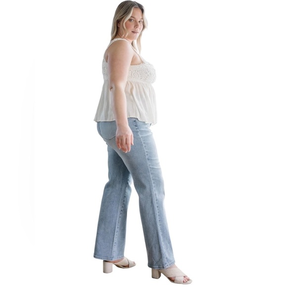 NEW Judy Blue Retro Wide Leg Jean Plus Size 24W Light Wash Tummy Control Stretch - Picture 11 of 11